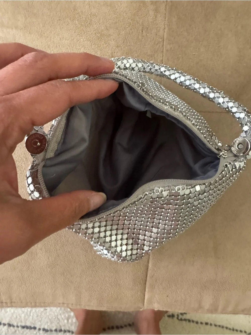 Silver Chainmail Triangle Wrislet Evening Bag